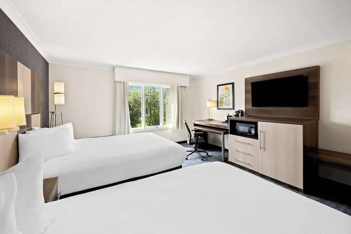 Room 35 of 51