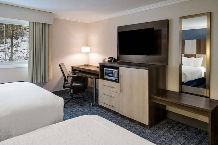 Room 14 of 51