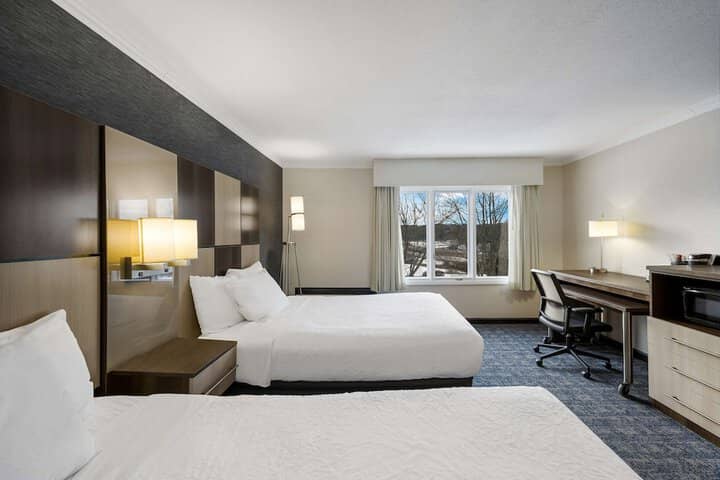 Room 10 of 51