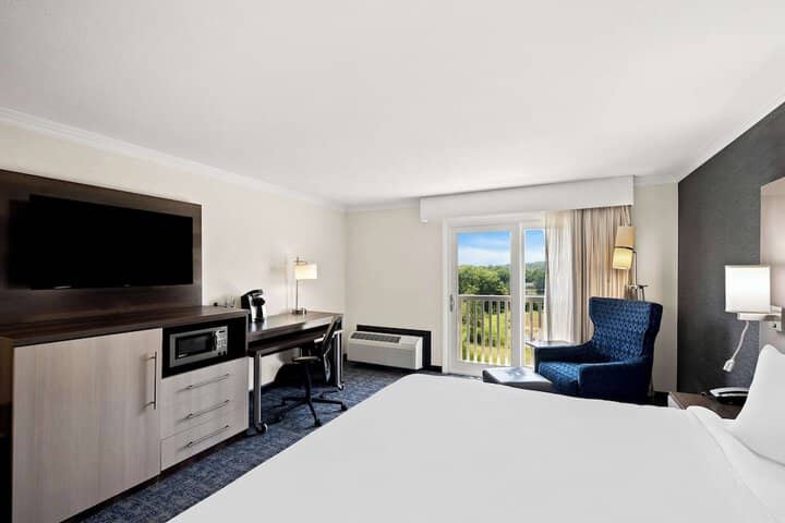 Room 30 of 51